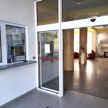 Albergue ŠD Urbánkova 2 Košice Exterior foto