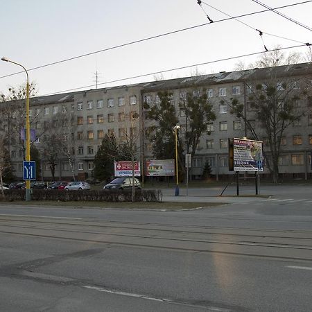 Albergue ŠD Urbánkova 2 Košice Exterior foto